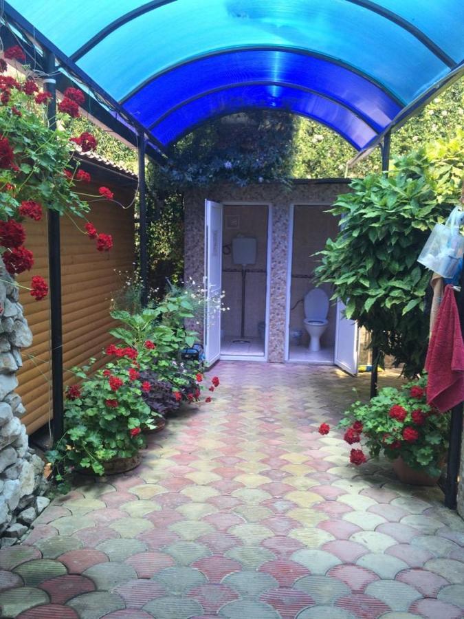 Гостевой Дом У Левы Otel Gagra Dış mekan fotoğraf