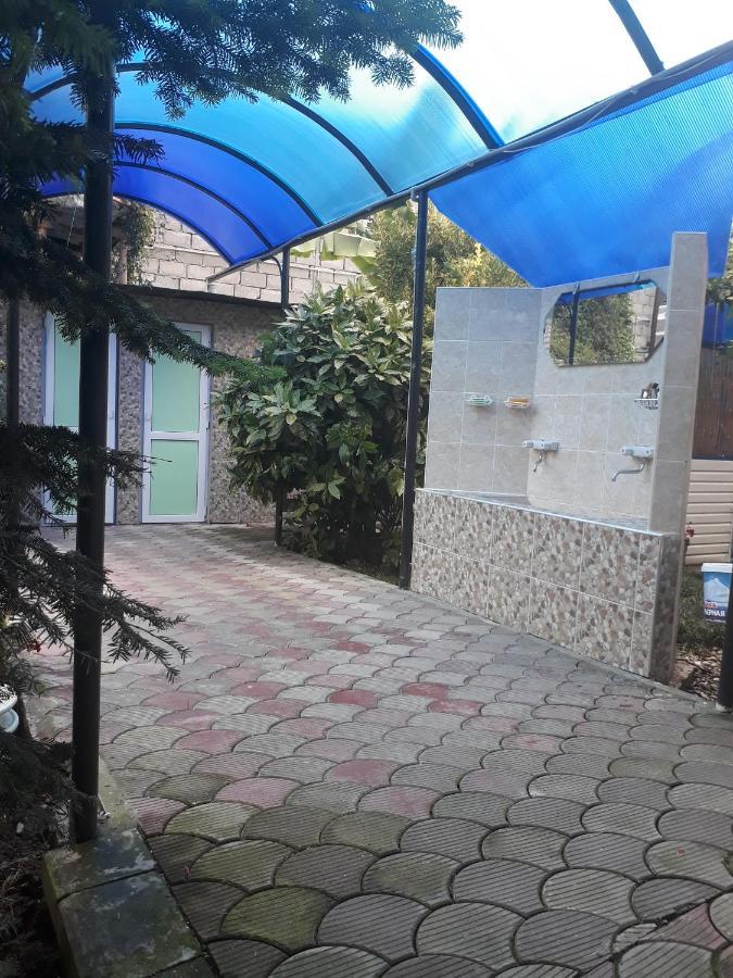 Гостевой Дом У Левы Otel Gagra Dış mekan fotoğraf