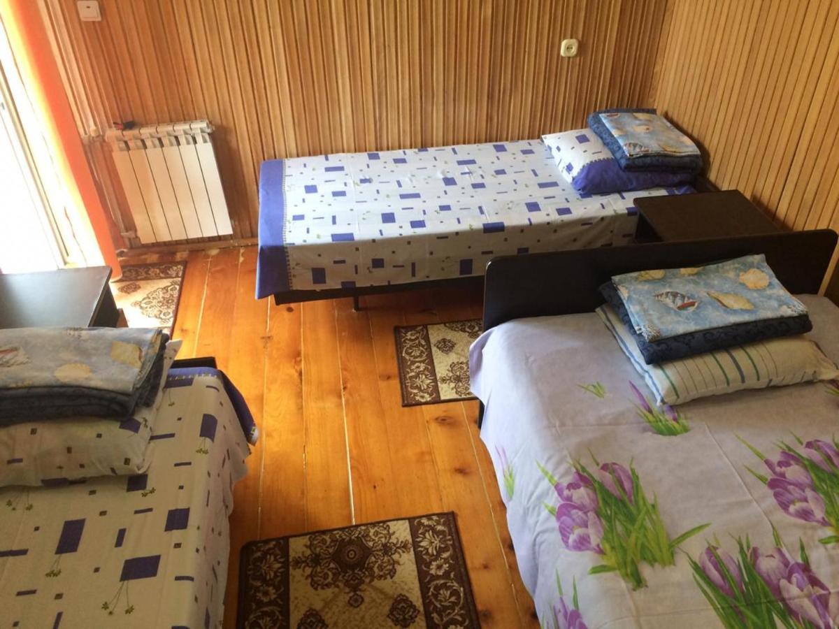 Гостевой Дом У Левы Otel Gagra Dış mekan fotoğraf
