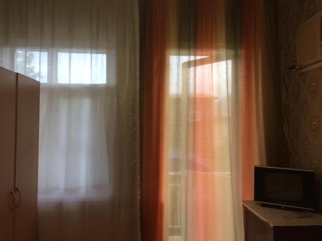 Гостевой Дом У Левы Otel Gagra Dış mekan fotoğraf