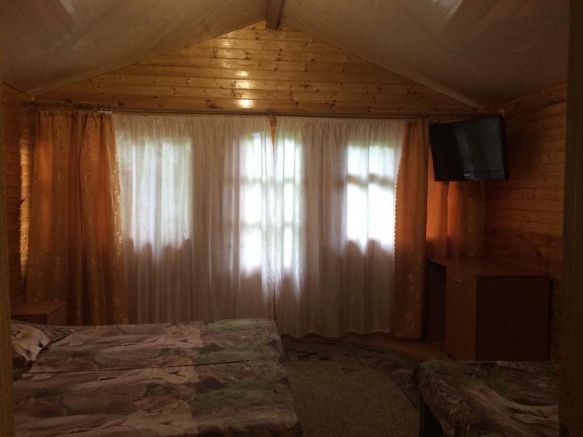 Гостевой Дом У Левы Otel Gagra Dış mekan fotoğraf