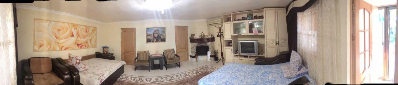 Гостевой Дом У Левы Otel Gagra Dış mekan fotoğraf